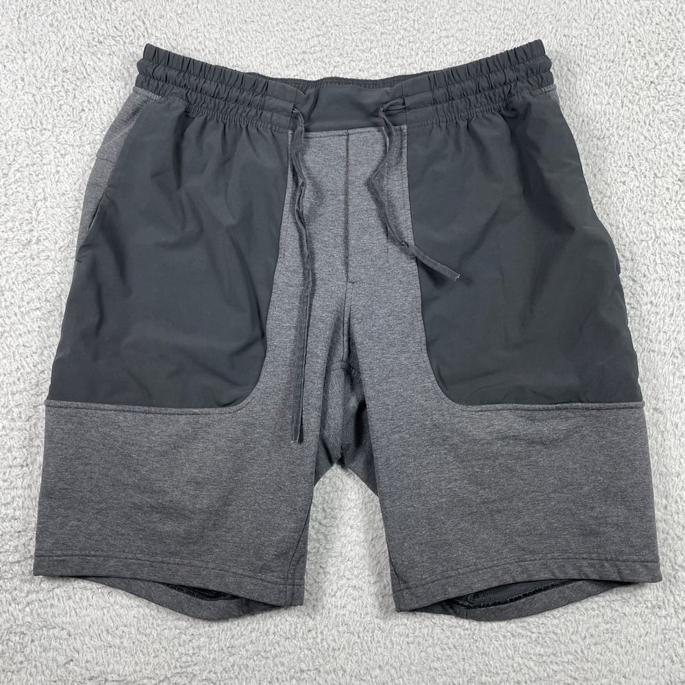 Lululemon City Commute Shorts Mens Large Gray Black Mixed Media Training 8in